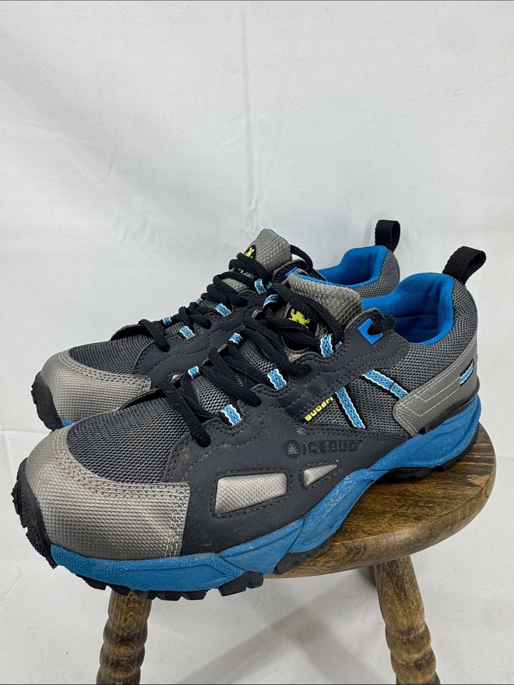 IceBug Womens MR4 BUGrip Winter Ice WP Trail Running Metal Studded Sneakers, 9